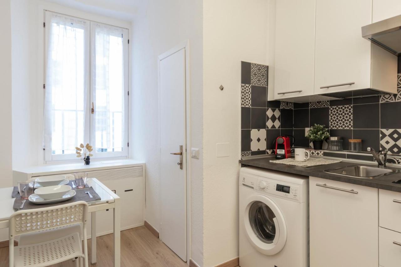 I Host Apartment - Alessi 10 Milan Luaran gambar